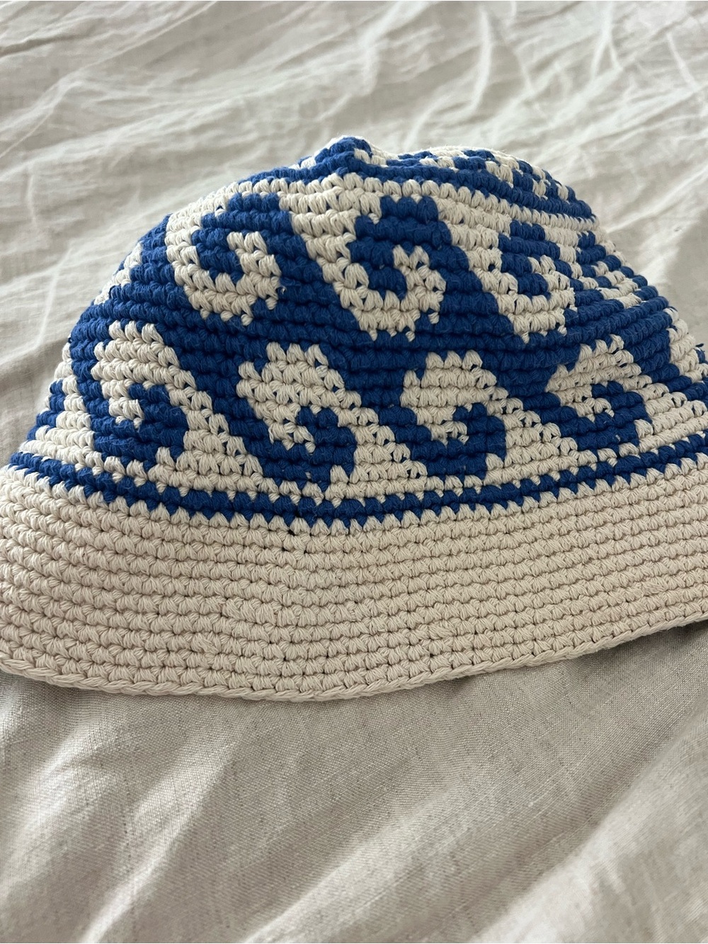 Urban Outfitters Wave Crochet Bucket Hat RT $48